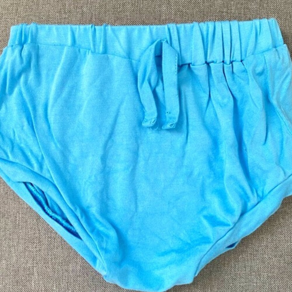 Kate Quinn bloomers